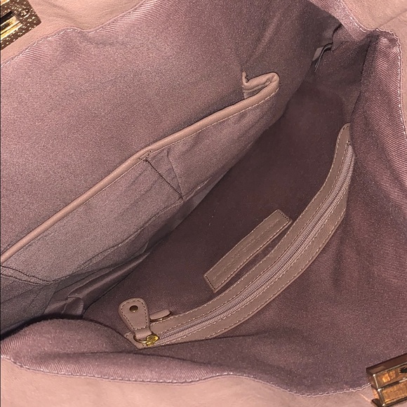 Danielle Nicole Purse - Picture 3 of 3